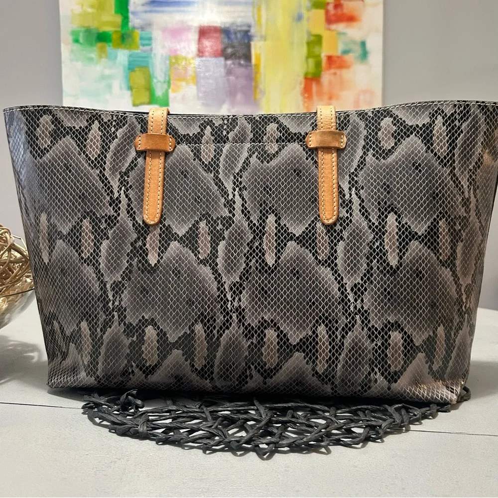 Consuela Flynn Breezy East West Tote - Picture 8 of 10